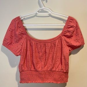 BNWT Hollister cap-sleeve t-shirt (size M)